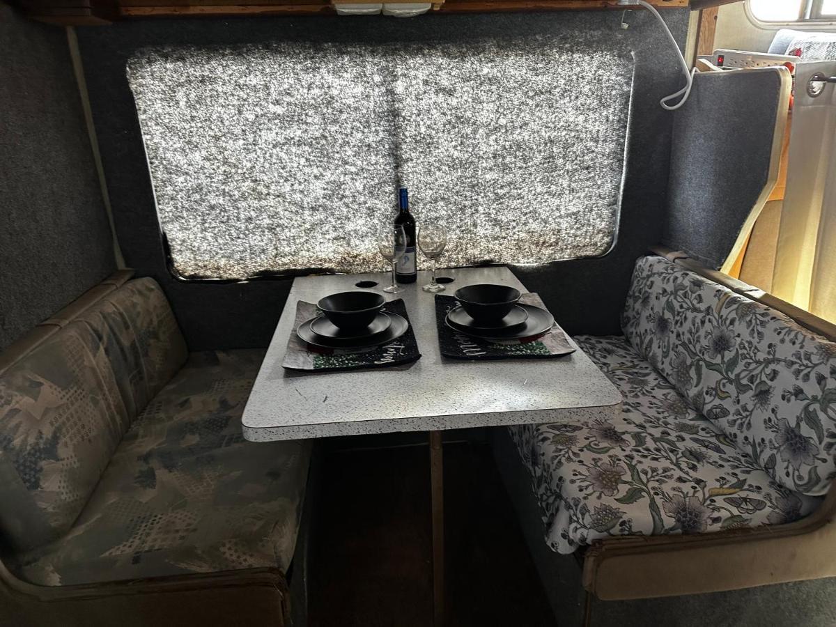 Glamping Studio Black Castle Rv